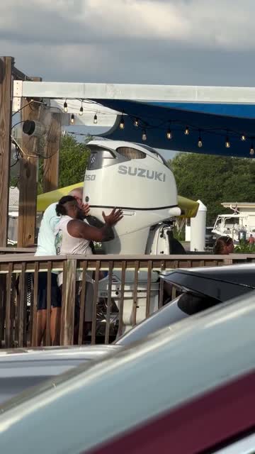 Dockside Vibes and Boat Talk on the Pinellas Waterfront