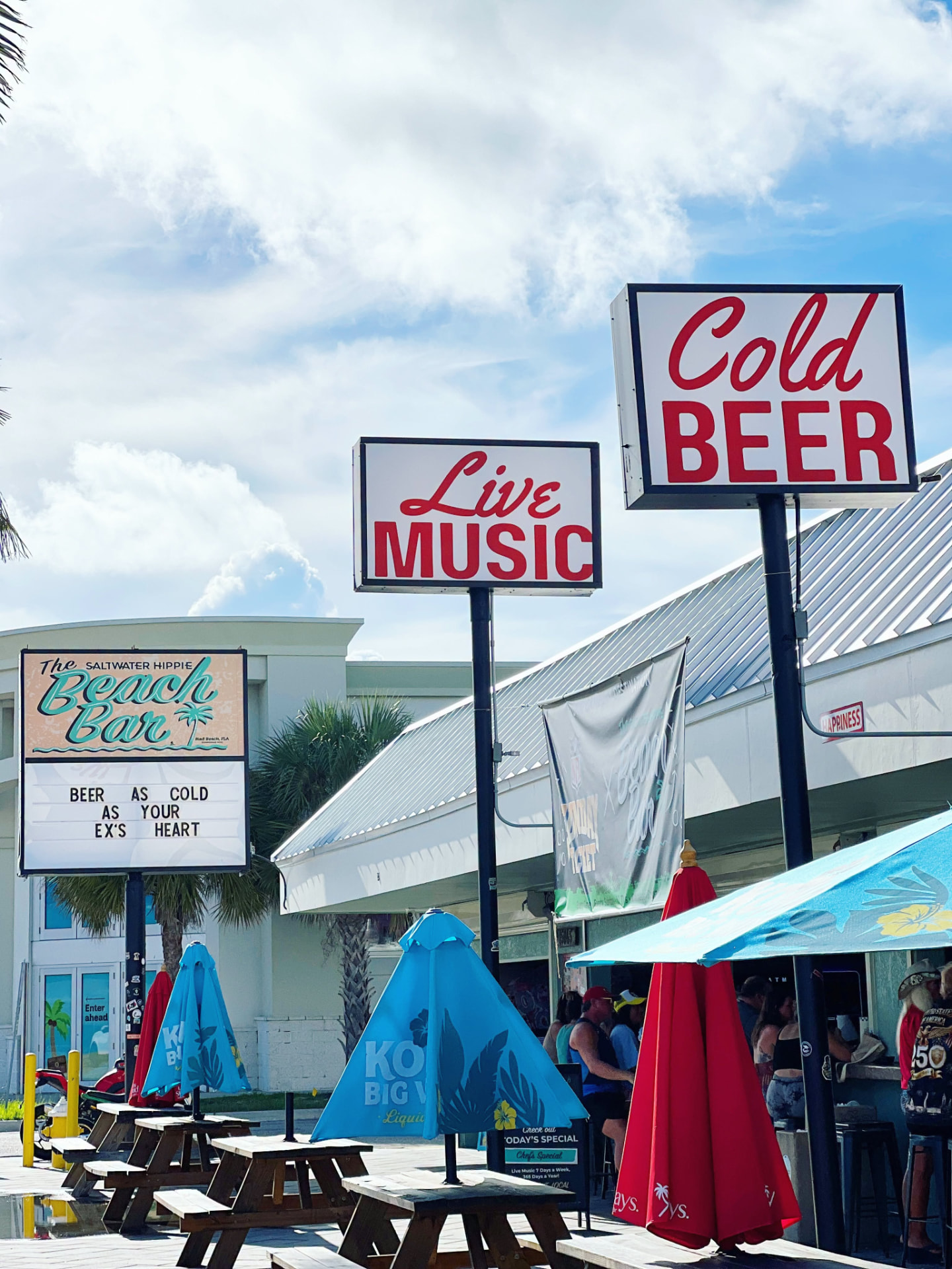 Saltwater Hippie Beach Bar in Madeira Beach